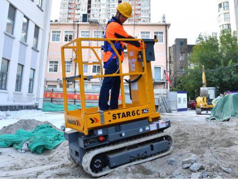 PLATAFORMA VERTICAL TODO TERRENO 5,8M ALTURA TRABAJO